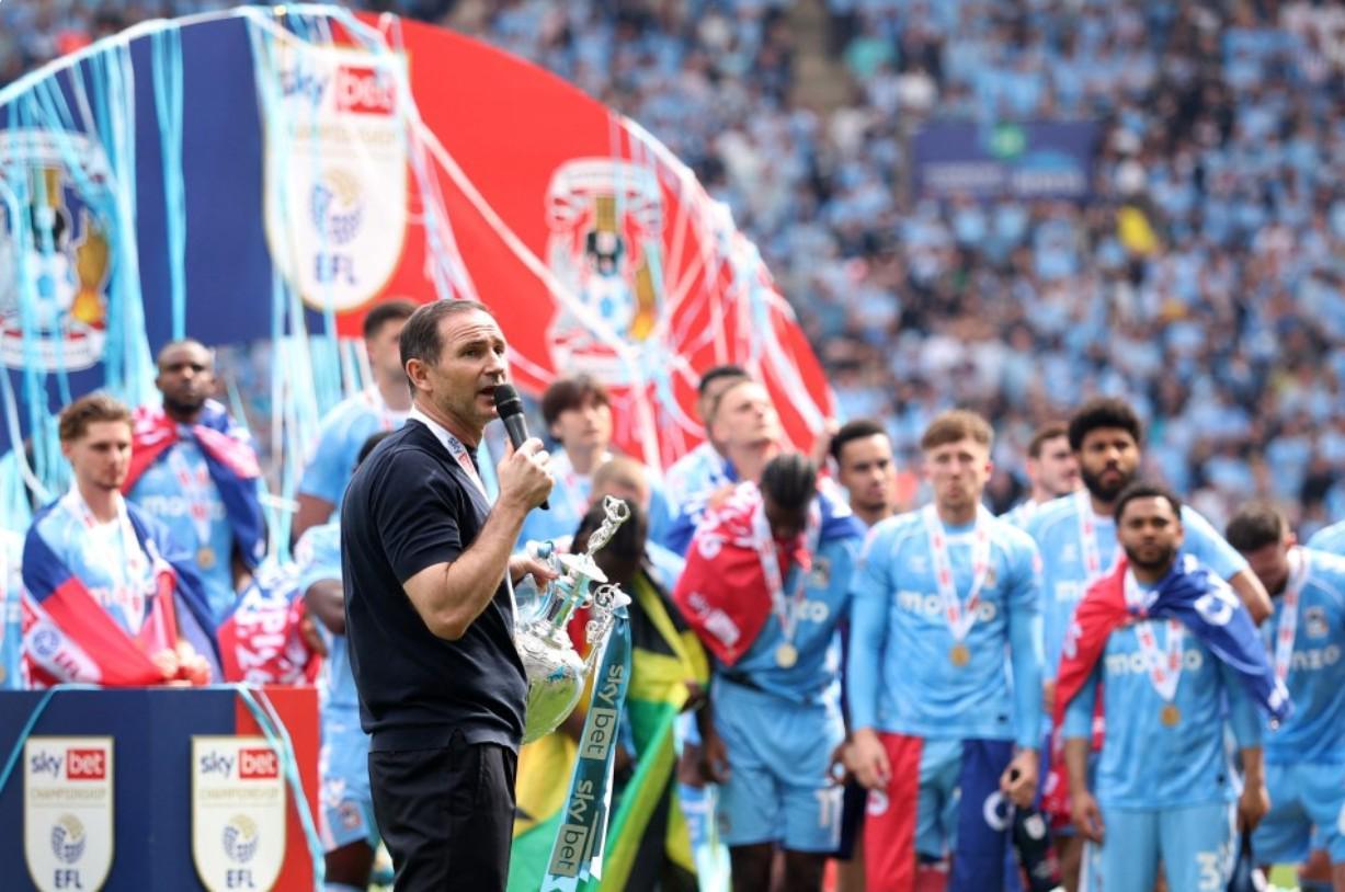 开云中国官网-致辞考文垂球迷，兰帕德：俱乐部的高度永远由支持的人决定